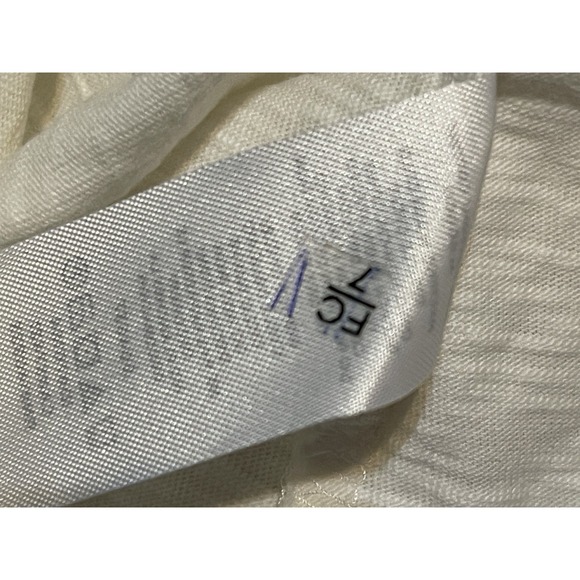 loft plus 18 Tank, White with tie front and button details, NWT - Picture 7 of 7